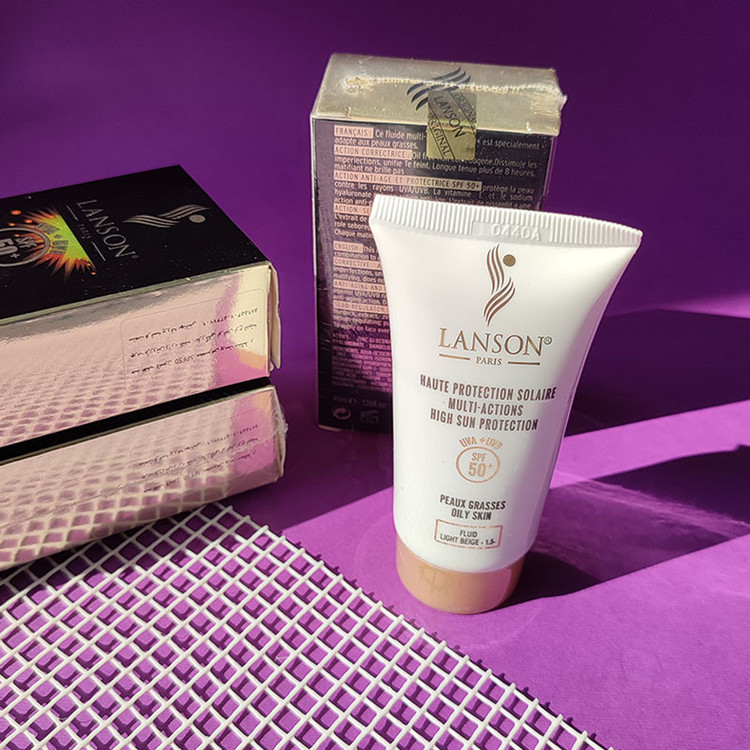 کرم ضد آفتاب رنگی لانسون، SPF 50،شماره 1.5،مناسب پوست چرب