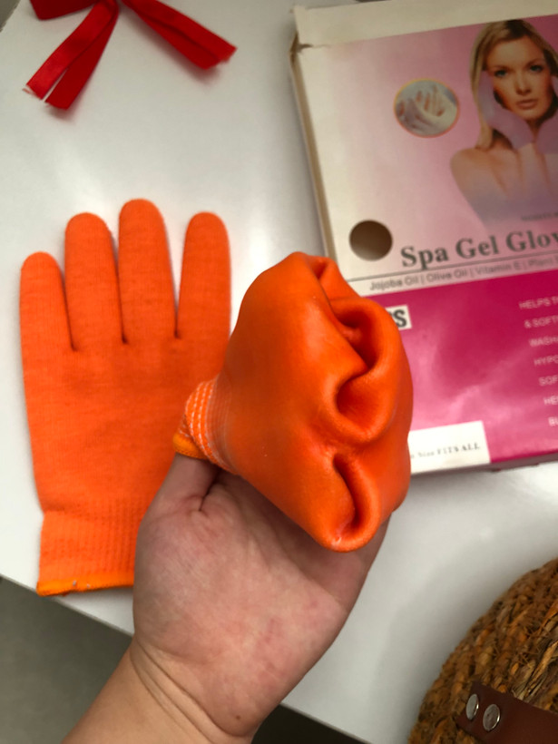 دستکش سیلیکونی مرطوب کننده ی دست