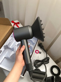 سشوار پنج کاره ی Leafless hair dryer طرح دایسون با پنج سری مگنتی